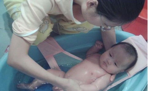生龙凤胎的方法有哪些(图1) 生龙凤胎的方法有哪些(图1)
