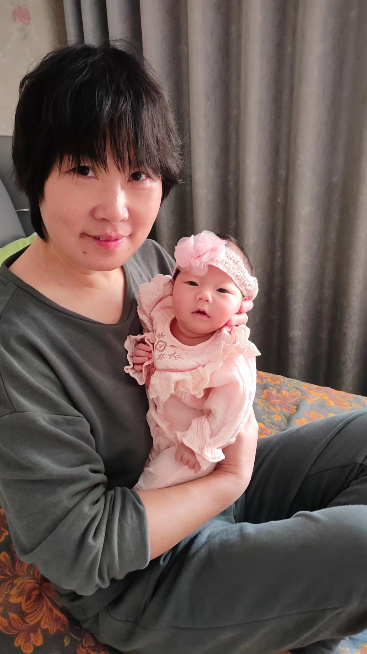 新生儿生活护理(图1) 新生儿生活护理(图1)